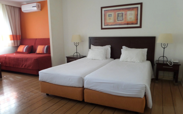The Navigator - Palm Oasis Alvor