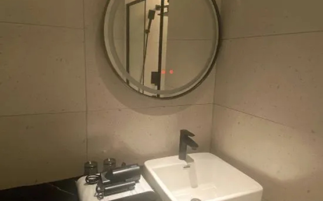Kelly Hotel (Zhijiang Seven Star Plaza International Trade Shop) – Bathroom – Yichang