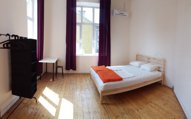 Avocado Hostel