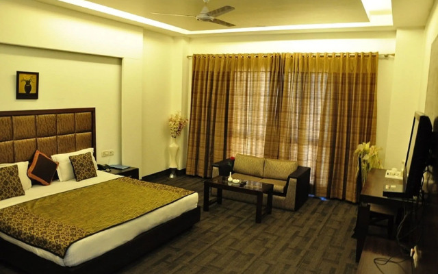 Hari's Court, Lajpat Nagar