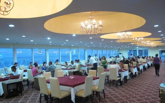 Oykum Resort Hotel