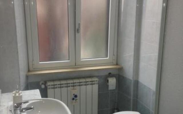 Alle Porte del Colosseo