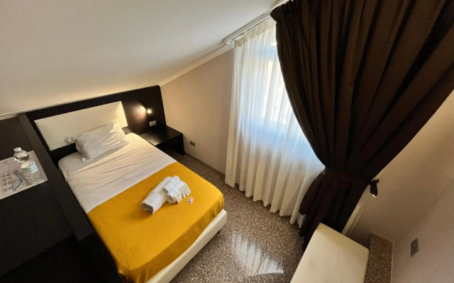 E H Suites Rome Airport