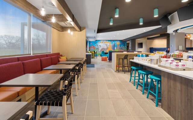 TRU BY Hilton Sharonville