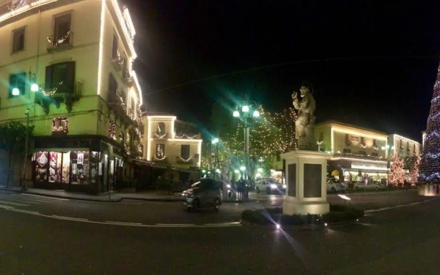 Piazza Tasso B&B Relais