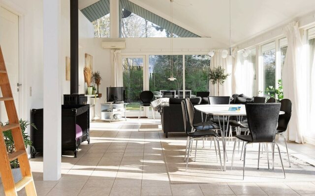 Tranquil Holiday Home in Gedser With Sauna