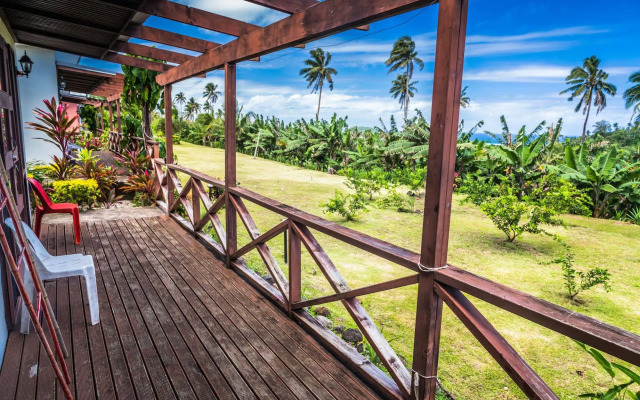 Taufua Beach Fales