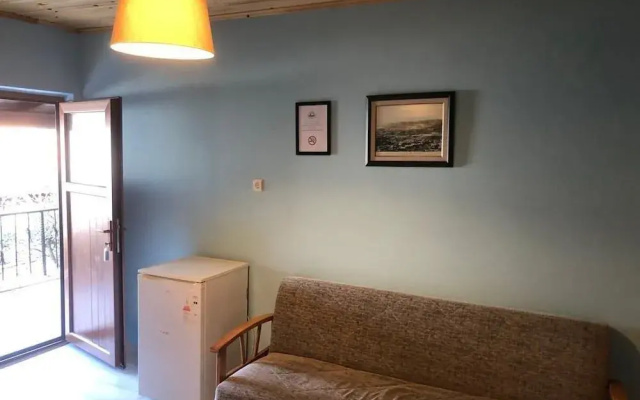 Assos Kadırga Otel