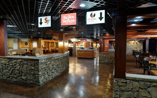 Silver Sevens Hotel & Casino