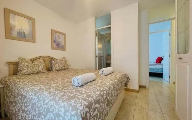 Family Apartment 3BR Communal Pool Kids Park