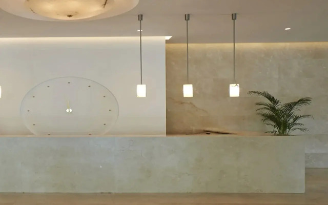 Sunrise Beach Hotel