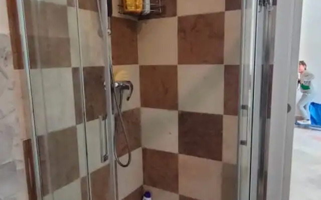 Completely Refurbished Flat Near the Beach