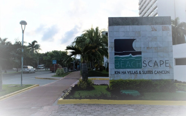 Oceanfront Condo at Voted Best Cancun Sandy Beach