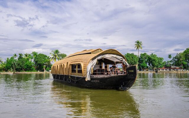 Oyo 24271 Houseboat My Trip 2bhk
