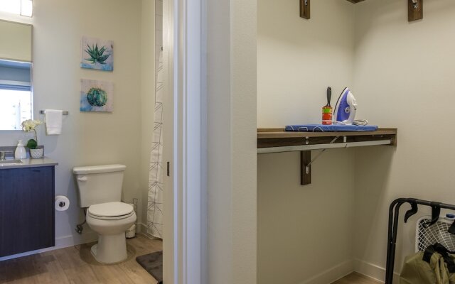 Comfy Downtown Apartments by Frontdesk