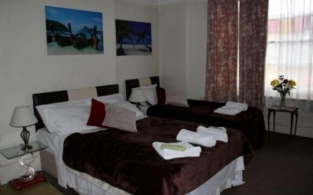 Crystal Lodge Hotel