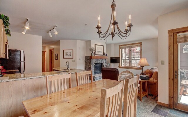 8452 Dakota Lodge 2 Bedroom Condo by RedAwning