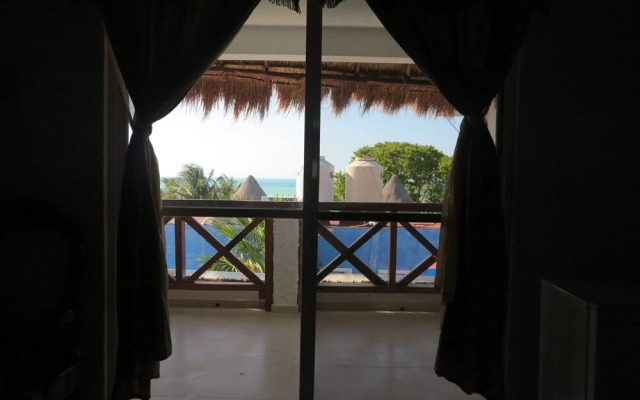 Holmar Hotel