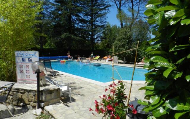 Domaine De La Tour