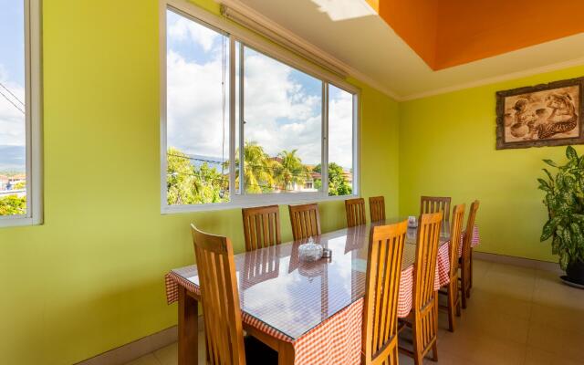 OYO 922 Pp Dream Guest House