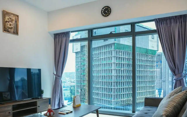 Eaton Residence KLCC by Royal