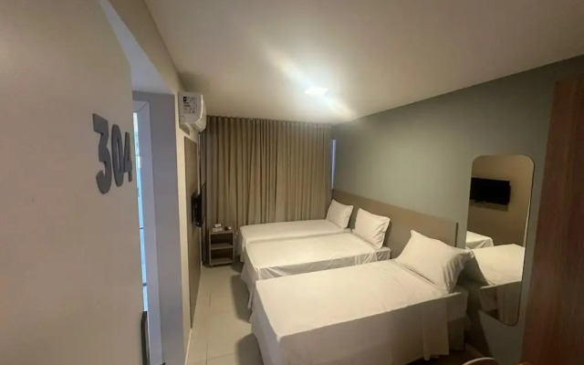Aero Hotel
