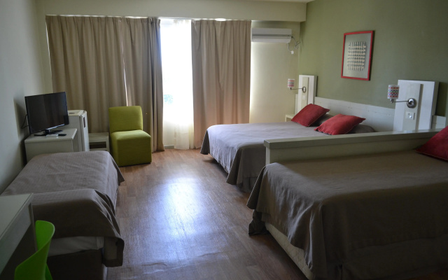 Continental Posadas Hotel