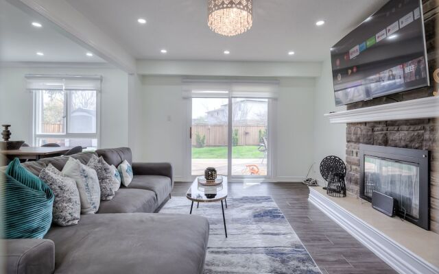 Waterfront Avenue Suites