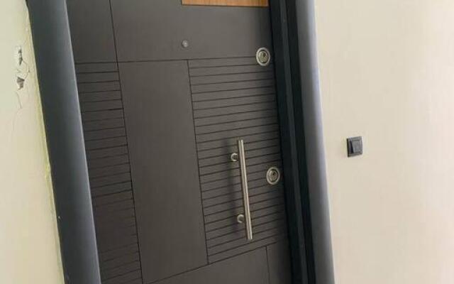 Central Location 10 minutes from the beach