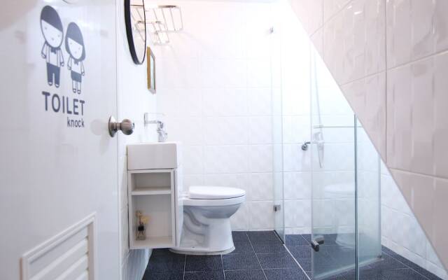 Tainan Travel Inn - ChengGong Univ