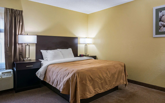 Quality Inn & Suites Greensburg I-74