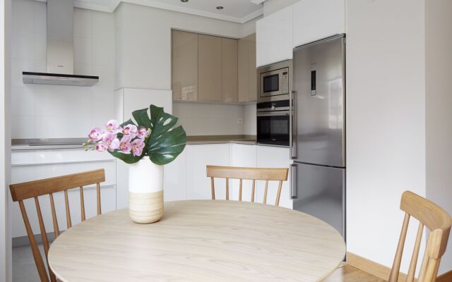 Mundaiz Apartment by FeelFree Rentals