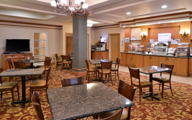 Holiday Inn Express Hotel & Suites Idaho Falls, an IHG Hotel