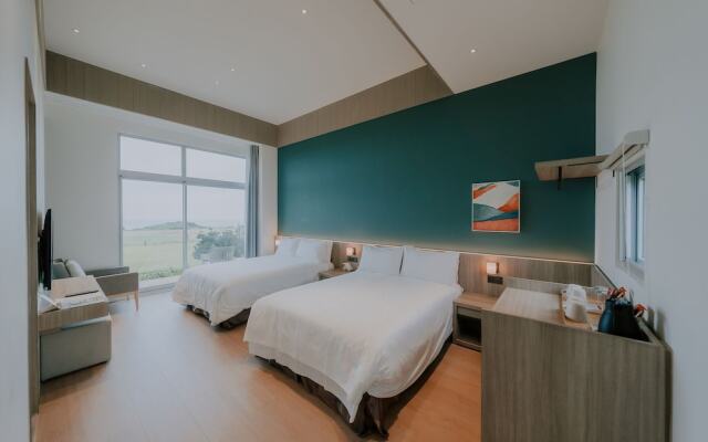 Sunlight on the peninsula