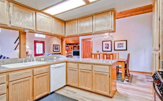 Yosemite Crossroads - 3BR/2BA Home
