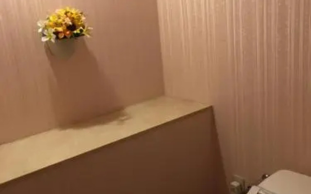 Hills 1 (Adult Only)