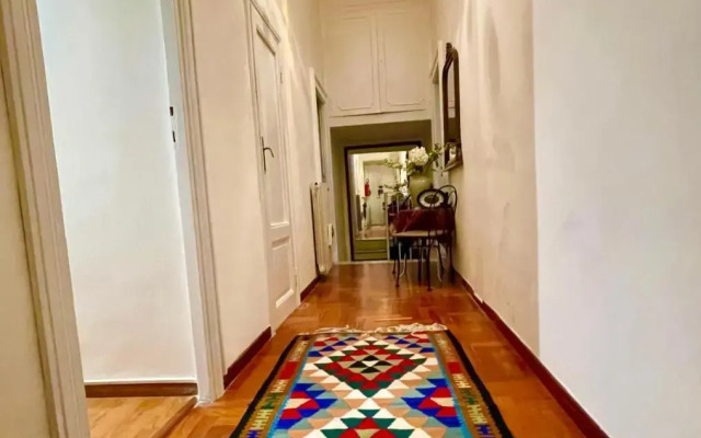 Parisa suite2