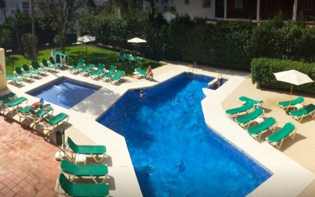 Happy Club Playa Flores