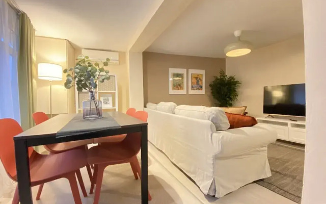 Charming and Central Flat Near Macka Park