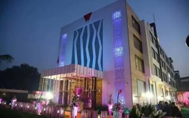 Wingston A Treehouse Hotel-Goverdhan