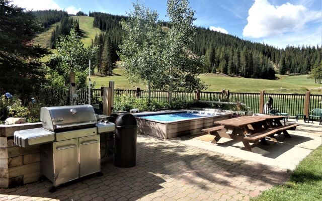 Fox Pine Lodge 3 Bed 3 Bath