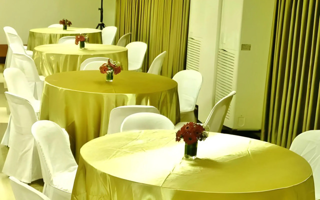 Century Plaza Hotel