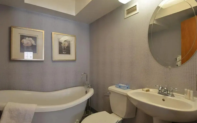 Baymont by Wyndham Atlantic City Madison Hotel