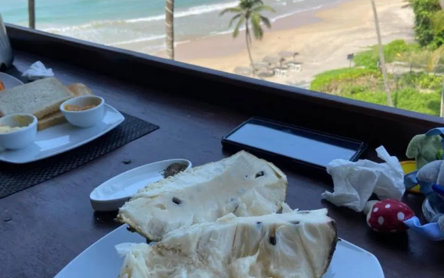 Land's End Matara