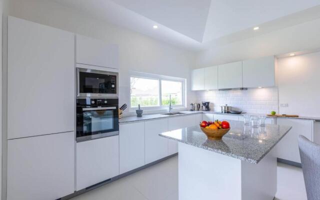 Private 3 Bedroom Pool Villa! (MS22)