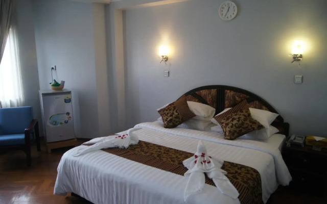 Summer Palace Hotel