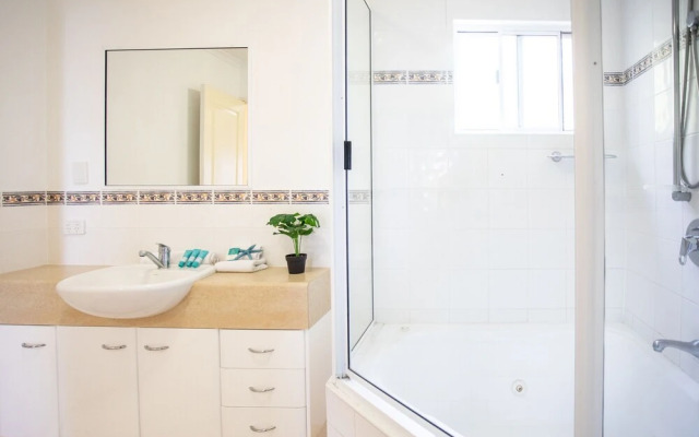 Tropical Oasis 12 Ocean Views