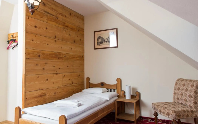 Révész Hotel