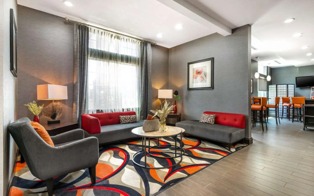 Best Western Plus Coweta's 1st Hotel