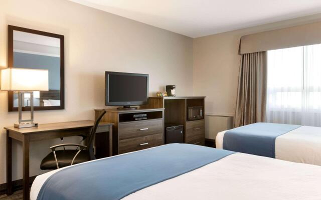 Travelodge Suites by Wyndham New Glasgow